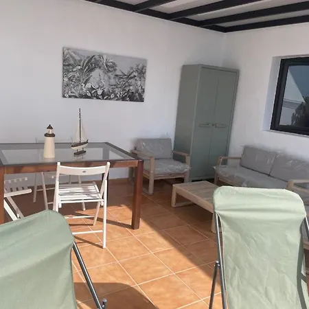 شقة Con Amplia Terraza En La Playa *